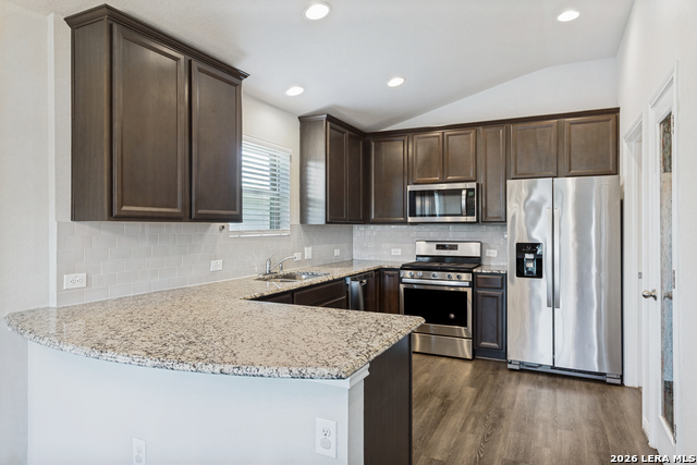 6818 Dashmoor Crk Property Photo 17