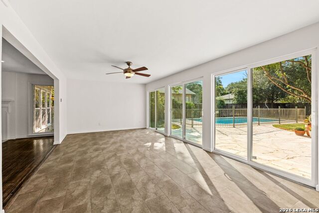 710 Wiltshire Property Photo 16