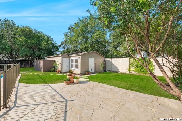 710 Wiltshire Property Photo 28