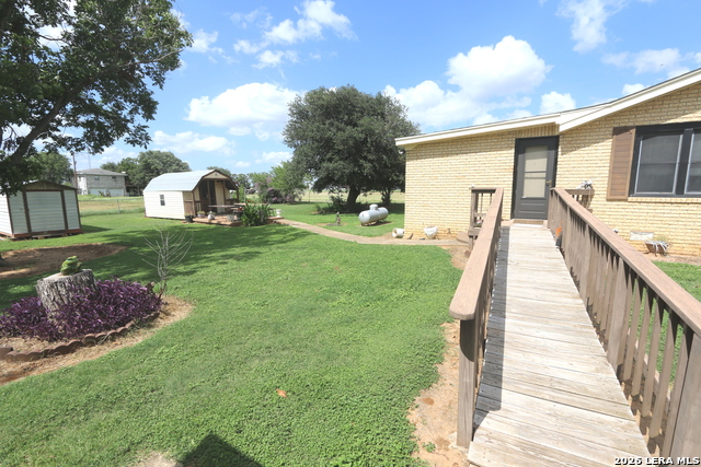 10961 Kosub Ln Property Photo 7