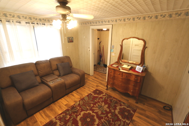 10961 Kosub Ln Property Photo 17