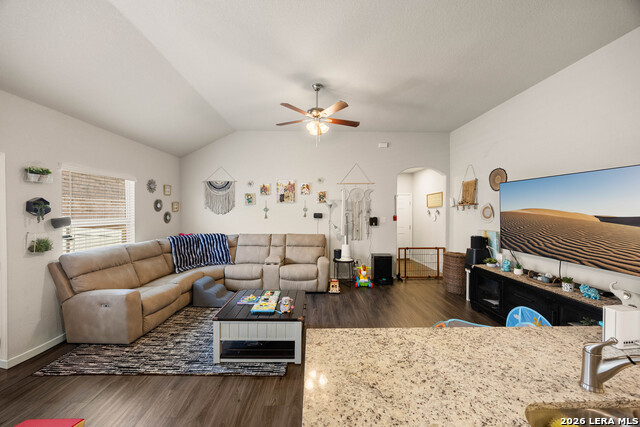 9216 Canyon Bnd Property Photo 10
