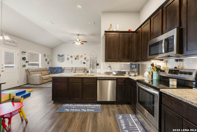 9216 Canyon Bnd Property Photo 14