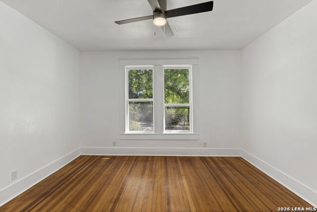 1127 W Woodlawn Ave Property Photo 36