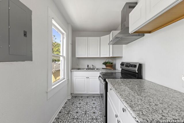 1127 W Woodlawn Ave Property Photo 45