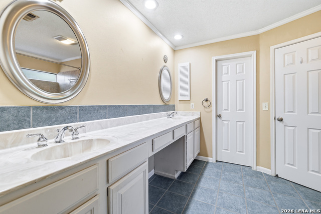 8411 Aristotle Property Photo 16