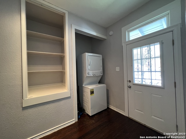 1011 Dawson St Property Photo 12