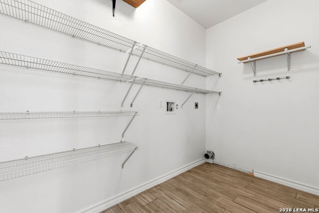 4214 Loring Property Photo 36