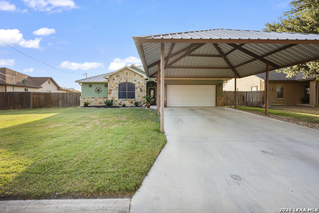 985 Boyd Property Photo 2