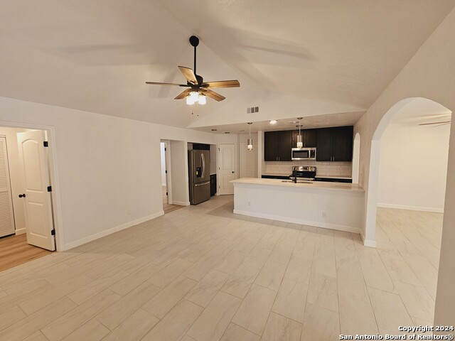 6700 Yellow Rose St Property Photo 10