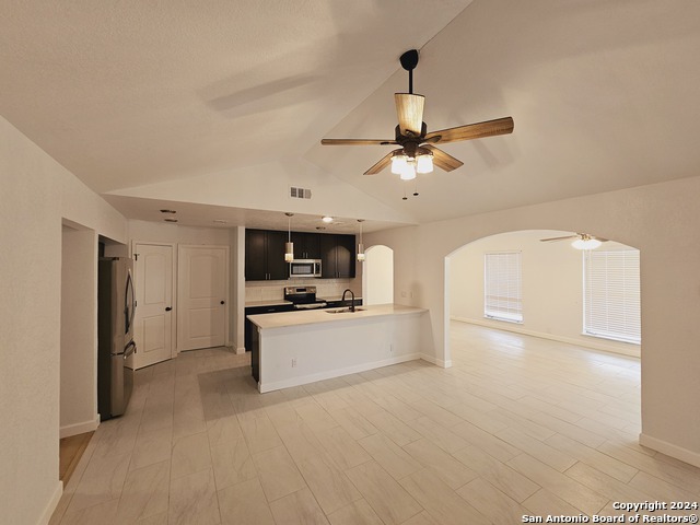 6700 Yellow Rose St Property Photo 12