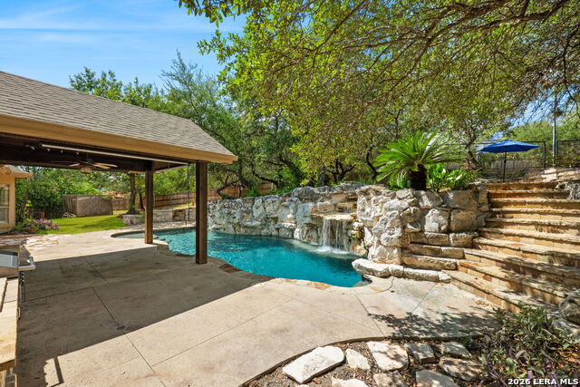 8255 Colonial Woods Property Photo 10