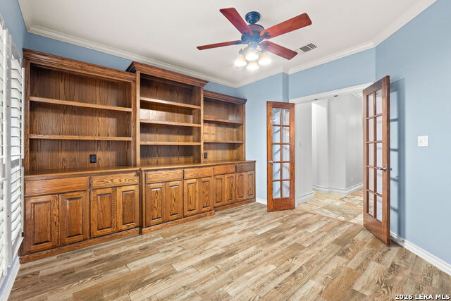 8255 Colonial Woods Property Photo 40