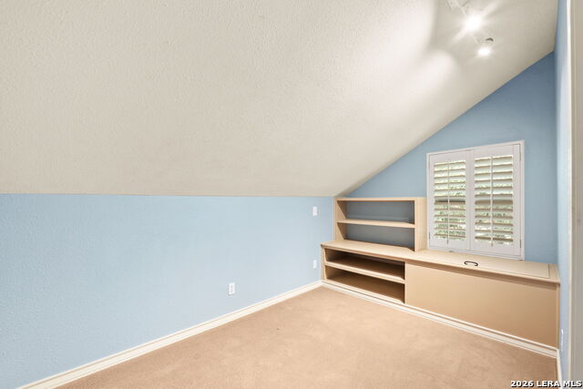 8255 Colonial Woods Property Photo 52