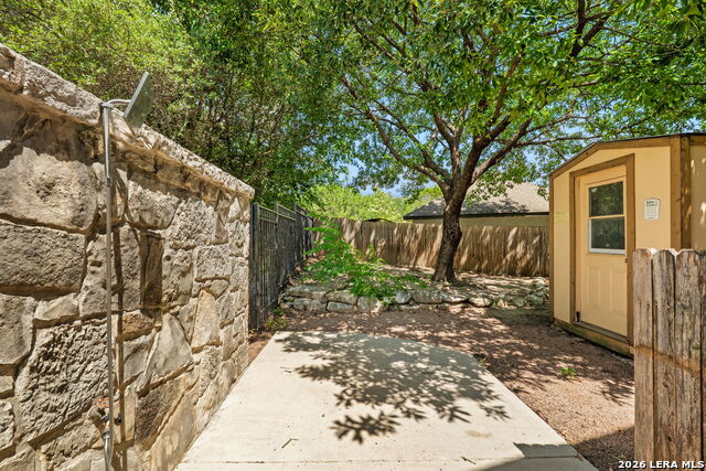 8255 Colonial Woods Property Photo 57