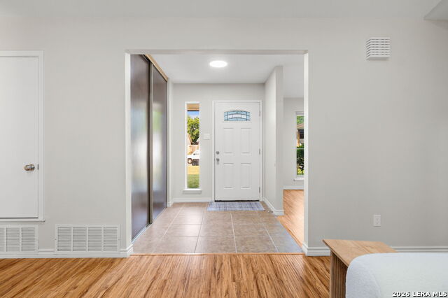 8234 Meadow Sun St Property Photo 5