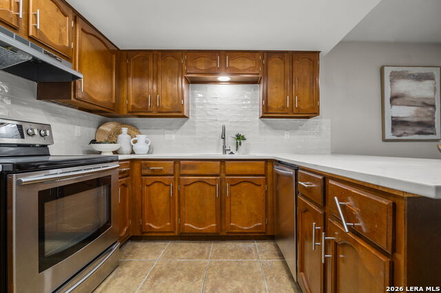 8234 Meadow Sun St Property Photo 18