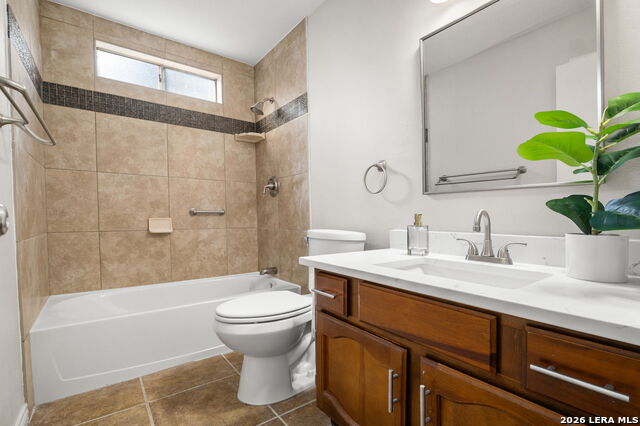 8234 Meadow Sun St Property Photo 18