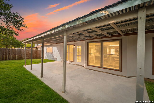 8234 Meadow Sun St Property Photo 32
