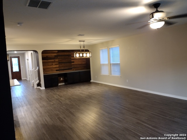 11212 Hill Top Loop Property Photo 4