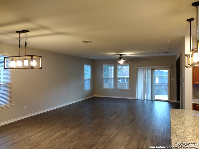 11212 Hill Top Loop Property Photo 5