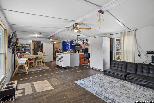 1235 Gayle Property Photo 3