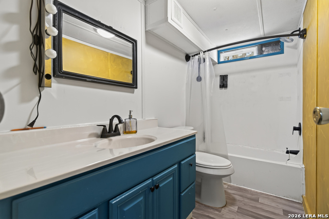 1235 Gayle Property Photo 13