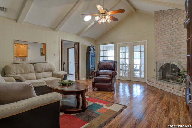 213 Fenwick Property Photo 9