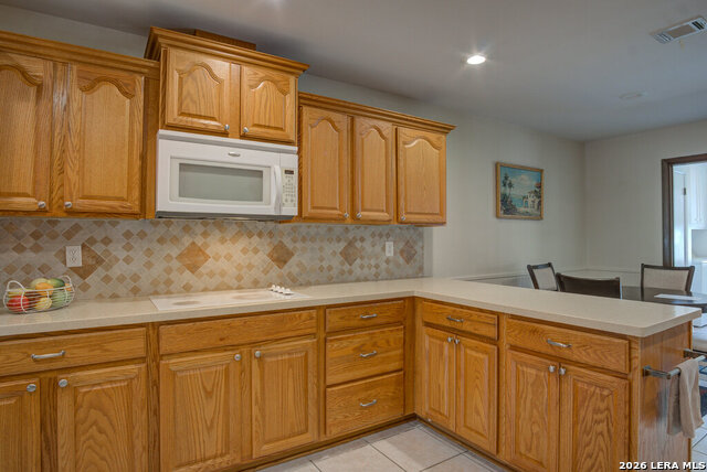 213 Fenwick Property Photo 14