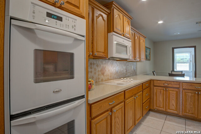 213 Fenwick Property Photo 15