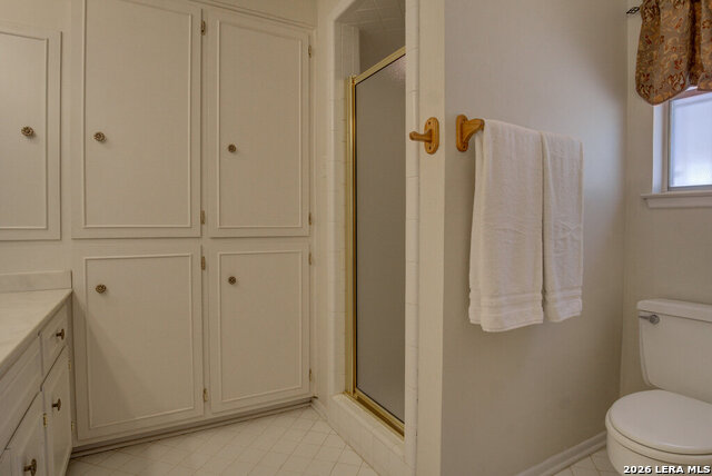 213 Fenwick Property Photo 27