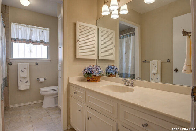 213 Fenwick Property Photo 29