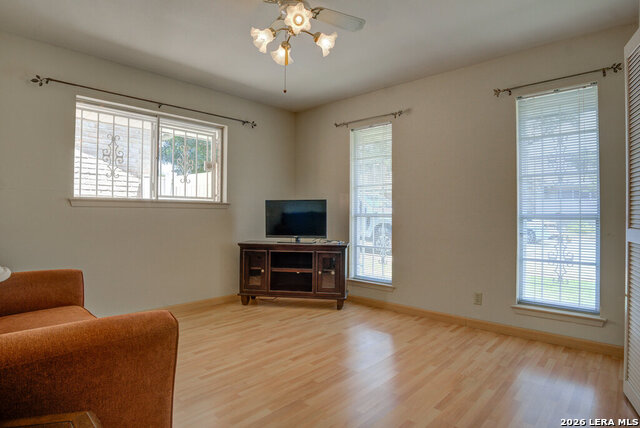 213 Fenwick Property Photo 30