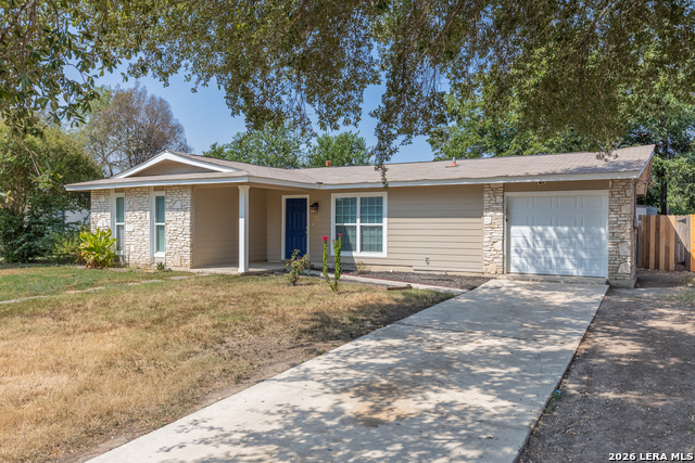 1423 Northglen Property Photo 2