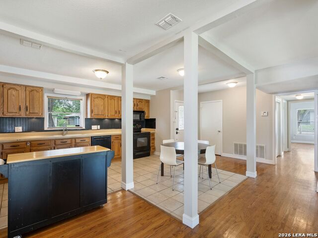 542 Brightwood Pl Property Photo 10