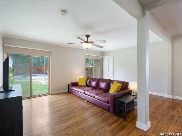 542 Brightwood Pl Property Photo 12