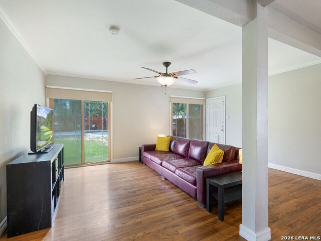 542 Brightwood Pl Property Photo 16