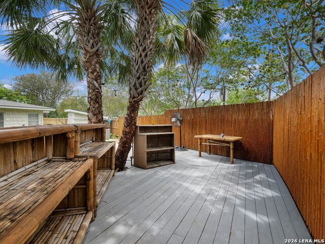 542 Brightwood Pl Property Photo 41