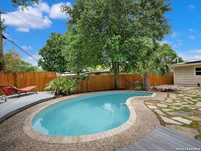 542 Brightwood Pl Property Photo 42