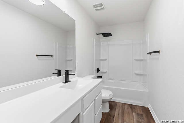 4530 Whispering Oak Property Photo 36