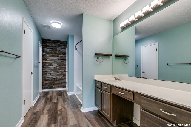 3522 Eagle Creek Property Photo 17