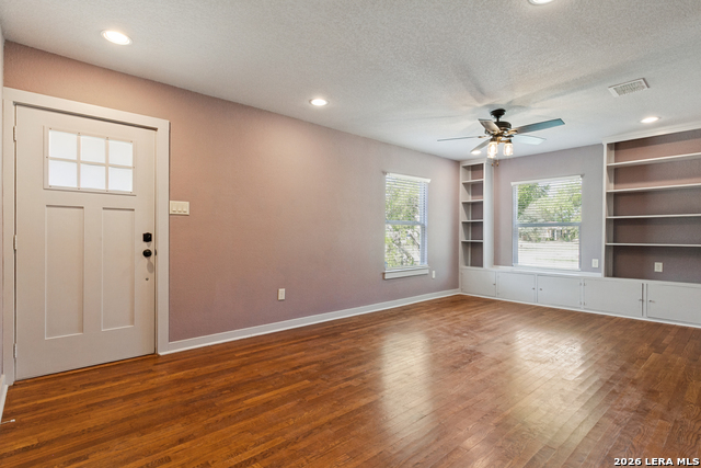 103 Wellesley Blvd Property Photo 7