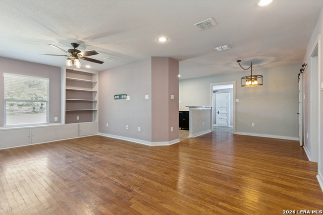 103 Wellesley Blvd Property Photo 8