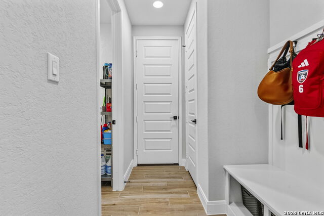 10316 Redding Bnd Property Photo 9