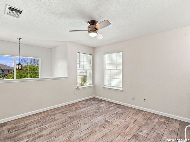 5512 Saffron Way Property Photo 14