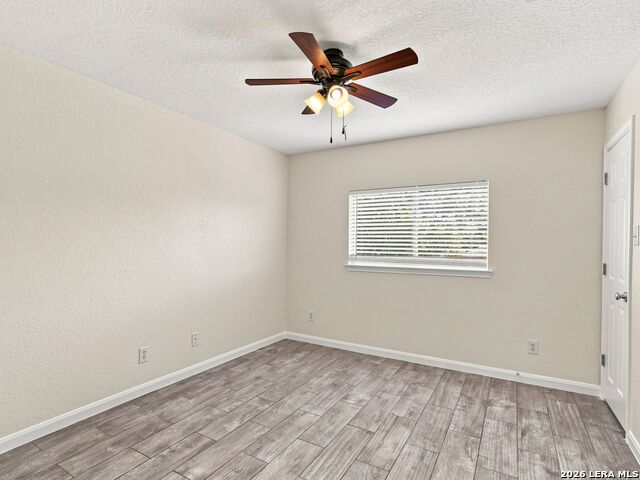 5512 Saffron Way Property Photo 16