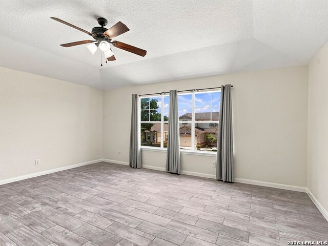 5512 Saffron Way Property Photo 19