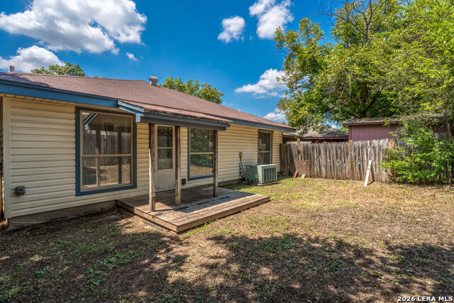 9715 Woodland Hls Property Photo 30