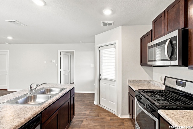 9950 Spotted Rose Property Photo 8