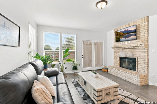248 W Granite Shores Property Photo 5